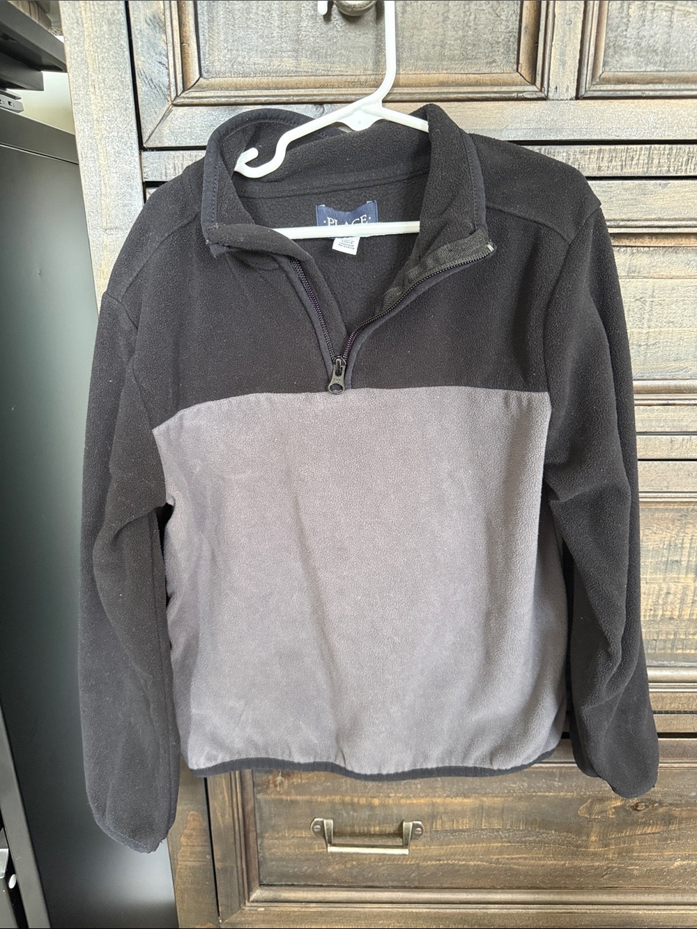 The Children’s Place Boys 7/8 Colorblock Fleece Quarter Zip Pullover